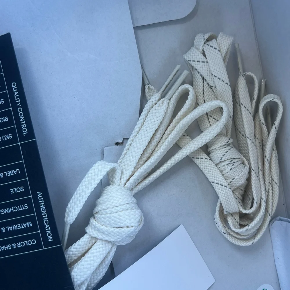 New Balance 9060 Bricks x Wood collab - Picture 8 of 9